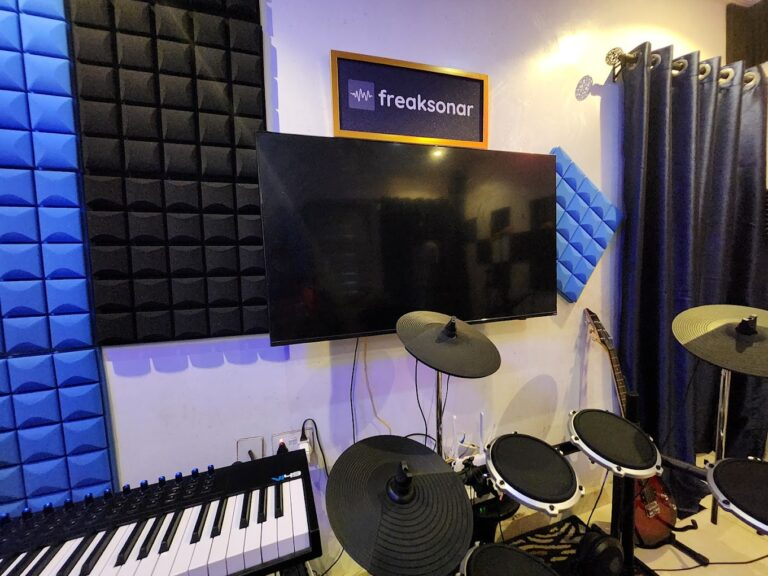 Studio 2